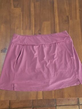 Travis Mathew Mauve Pink Athletic Skort with Side Pockets